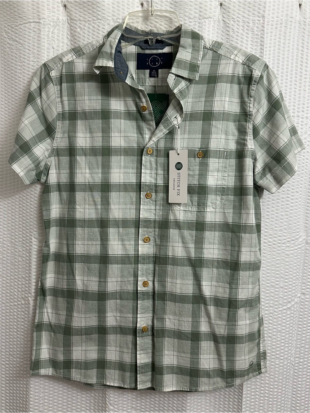 Even Tide Men’s Short-Sleeve Green Plaid Button-Down Shirt